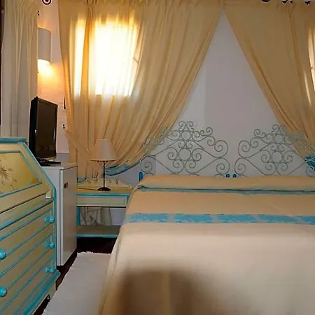 Capriccioli Hotel 4*