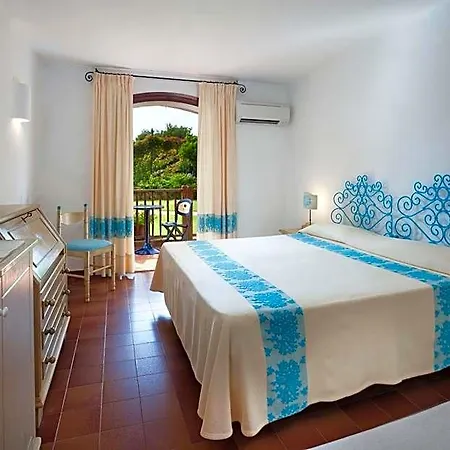 Capriccioli Hotel 4*